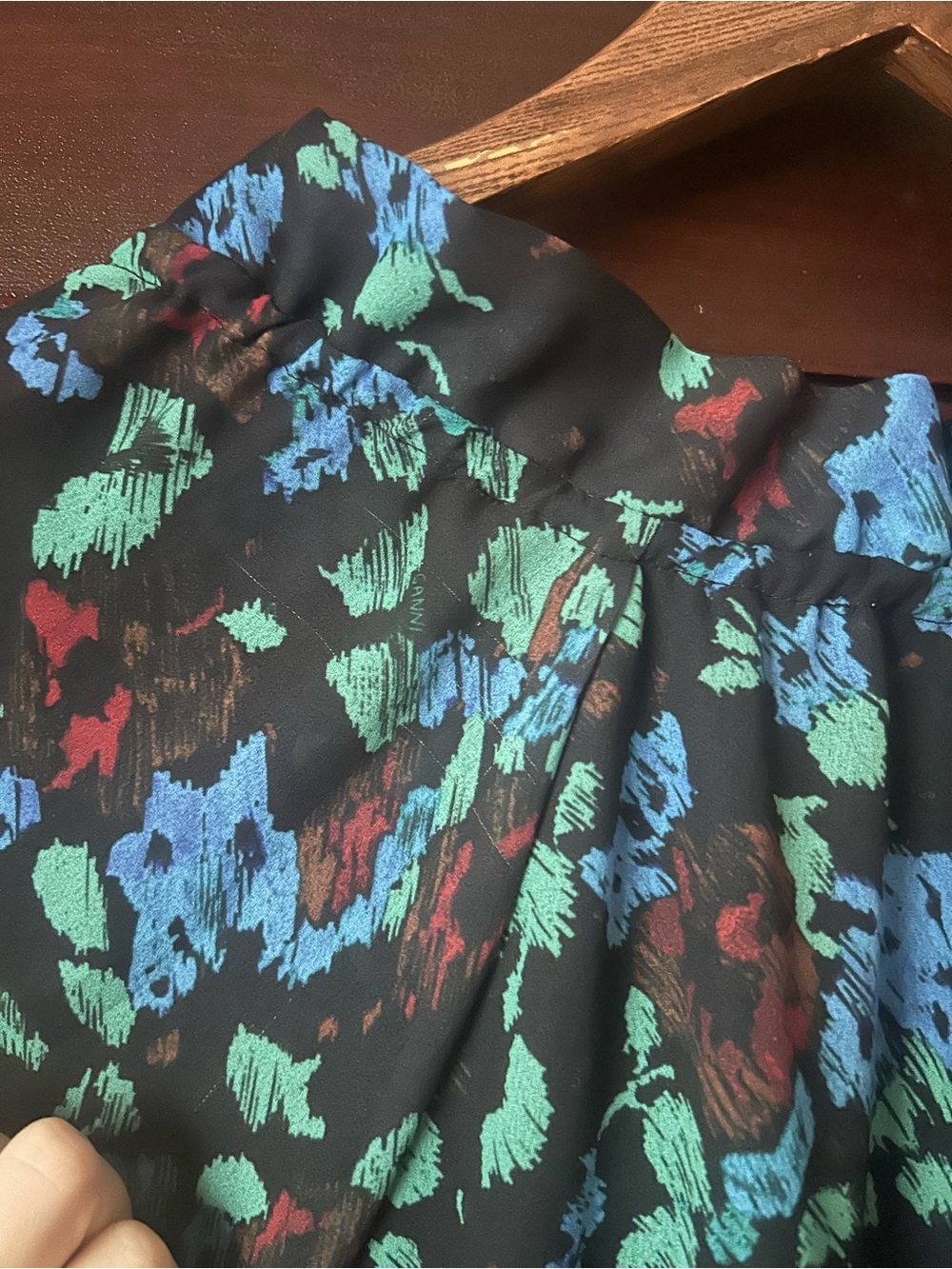 Ganni Printed Light Crepe Mini Dress Meadow Azure Blue Ruffle Neckline Size 38 - Picture 10 of 10